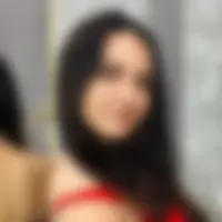 Deliana, 33